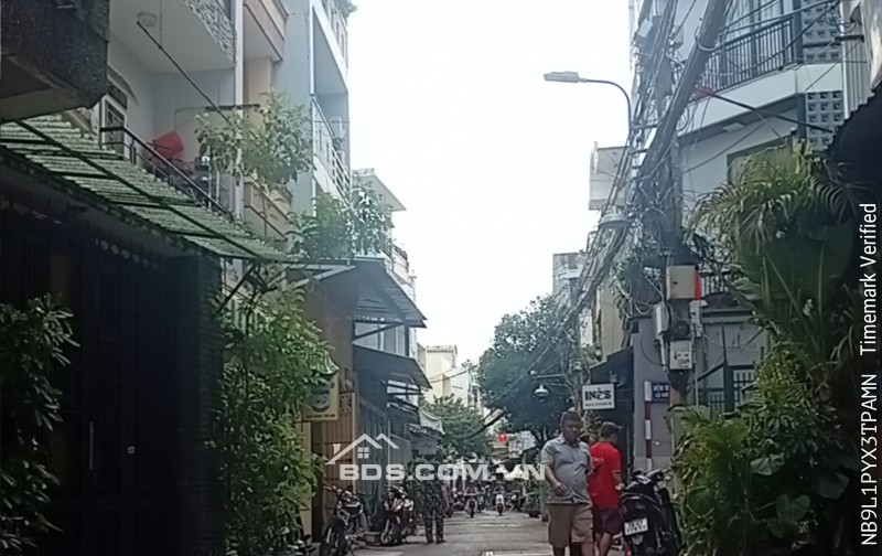 Nhà 5PN Hẻm Xe Hơi Lạc Long Quân - Tân Bình – Chỉ 6.35 Tỷ, Vào Ở Ngay